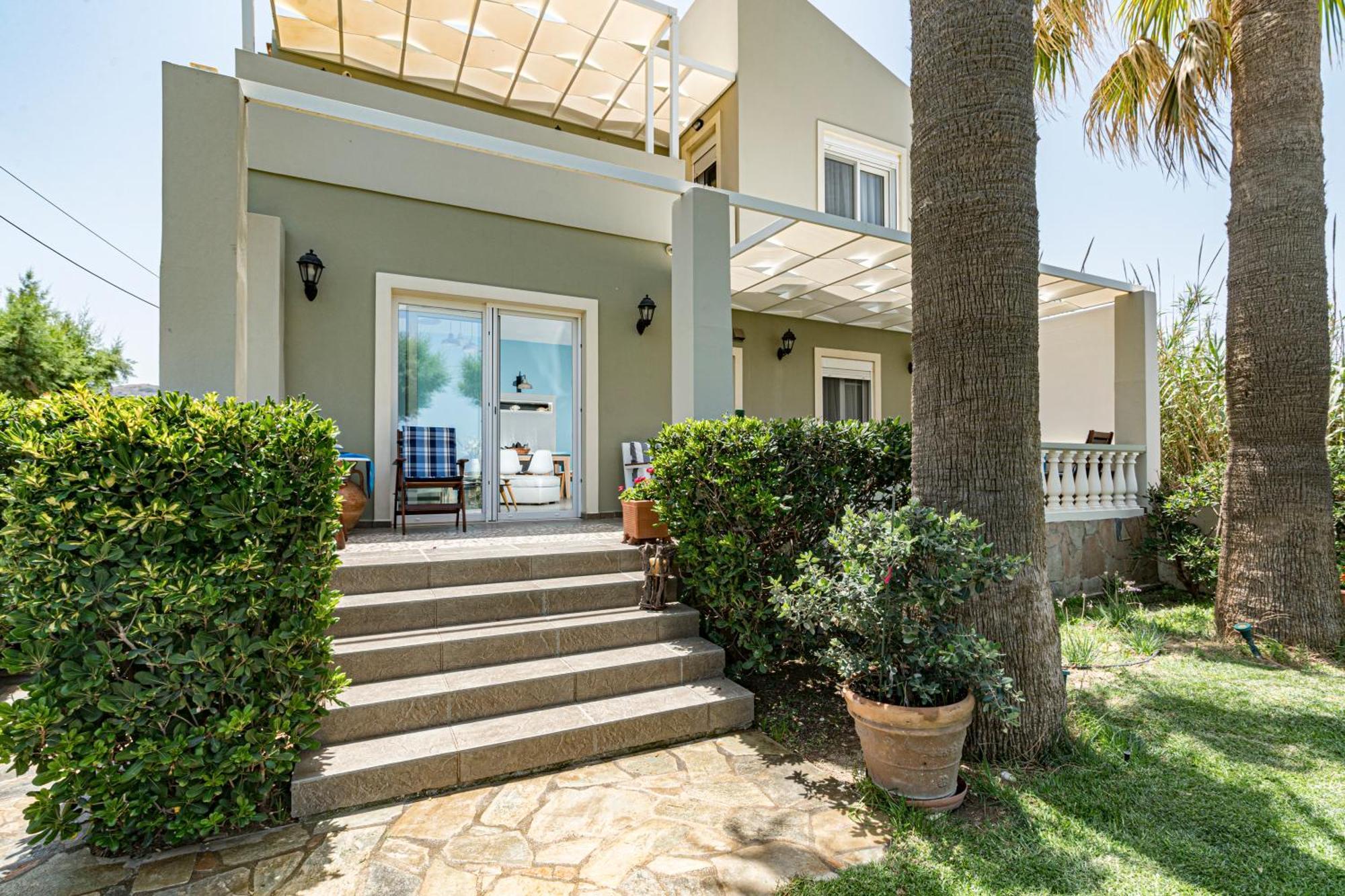 Big Blue Exclusive Beachfront Villa Kíssamos Exterior foto